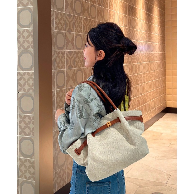 Torebka Hana w kształcie piero – Women Bags 2026 Trends recenzja i cena